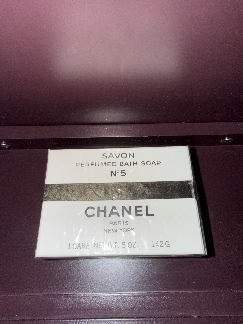 CHANEL N°5 Perfumed Bath Soap - White with Gold Accent